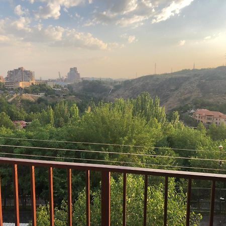 Karen'S Dom & Terrace Villa Erivan Dış mekan fotoğraf