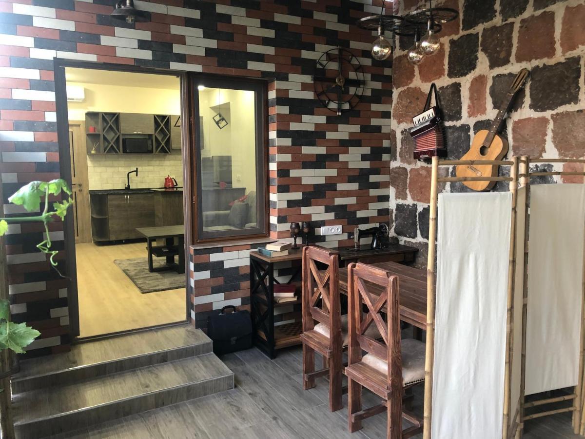 Karen'S Dom & Terrace Villa Erivan Dış mekan fotoğraf