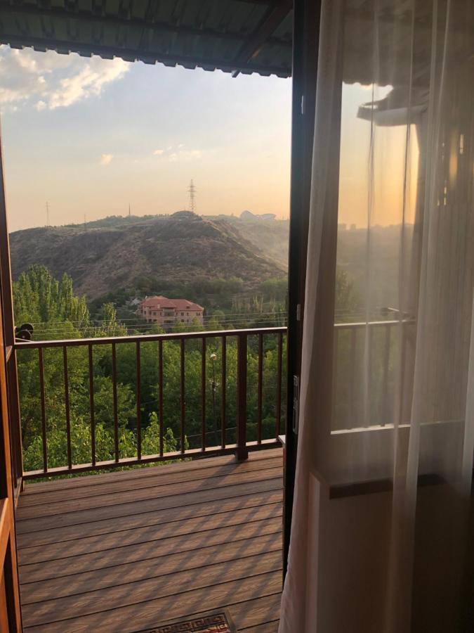 Karen'S Dom & Terrace Villa Erivan Dış mekan fotoğraf