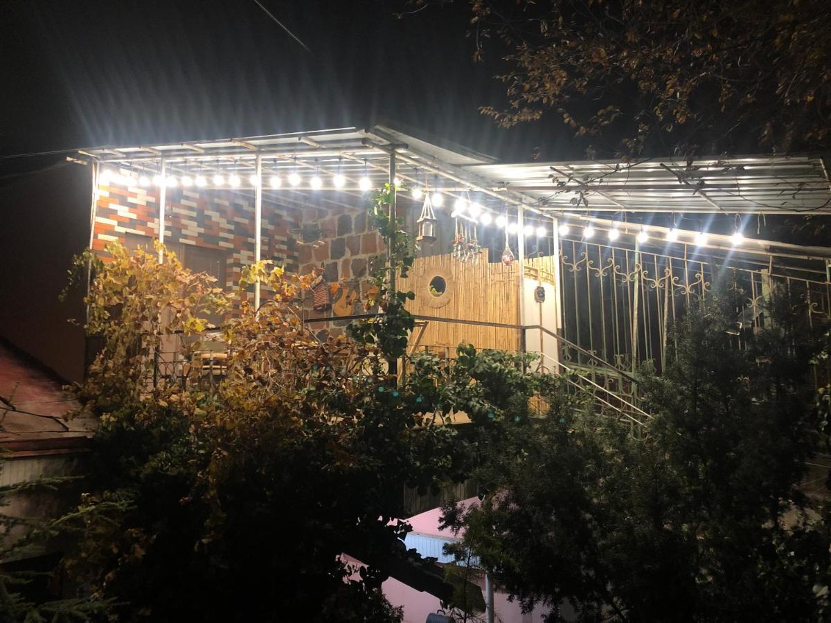 Karen'S Dom & Terrace Villa Erivan Dış mekan fotoğraf